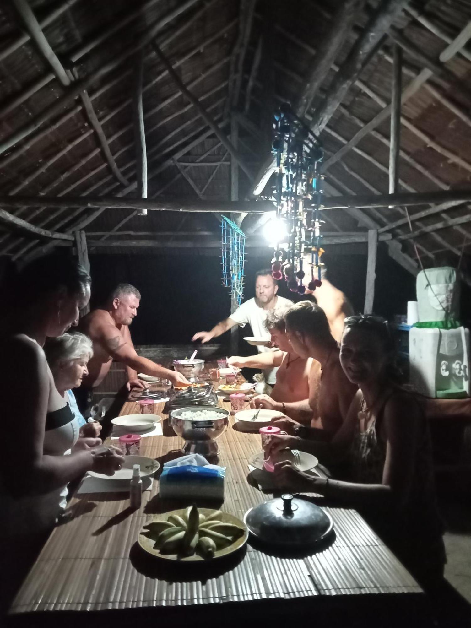 Ransiwor Homestay Kri Eksteriør bilde